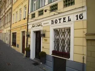 Boutique 16