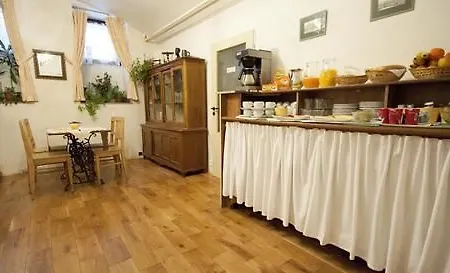 Kralovsky Vinohrad 3*