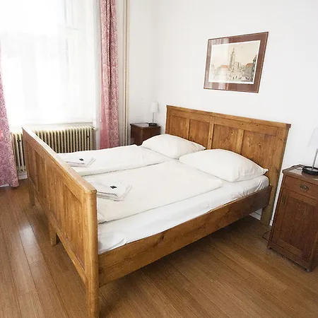 Kralovsky Vinohrad 3*