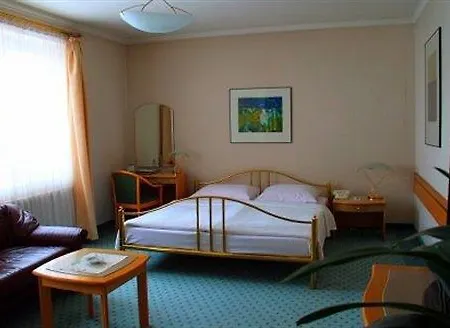 U Zlate Podkovy - At The Golden Horseshoe Apartamento