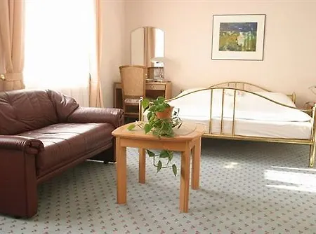 U Zlate Podkovy - At The Golden Horseshoe Apartamento