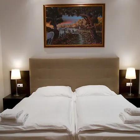 The Palace And Hotel 4*