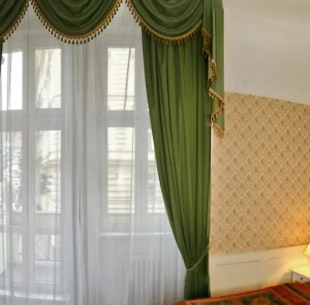 Hotel 1885