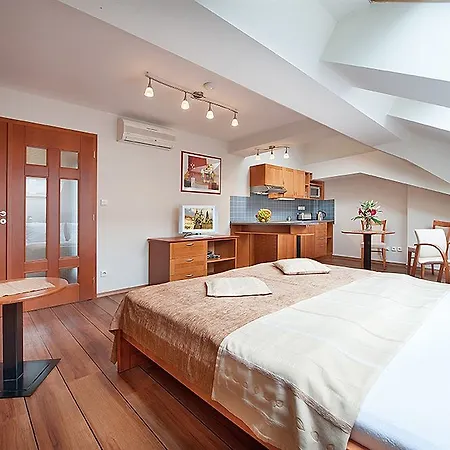 Andel Aparthotel