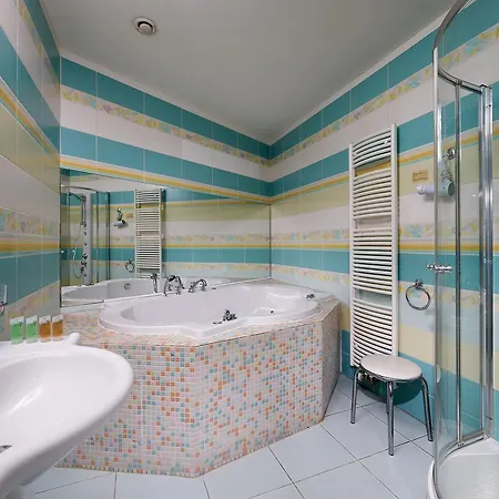 Отель Ankora 3*
