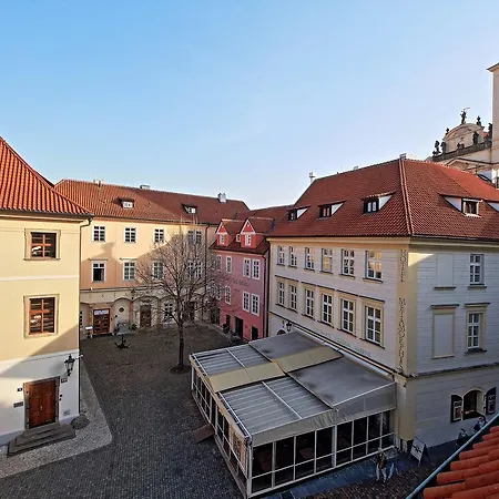 Tyn Courtyard Guestrooms Guest house 4*