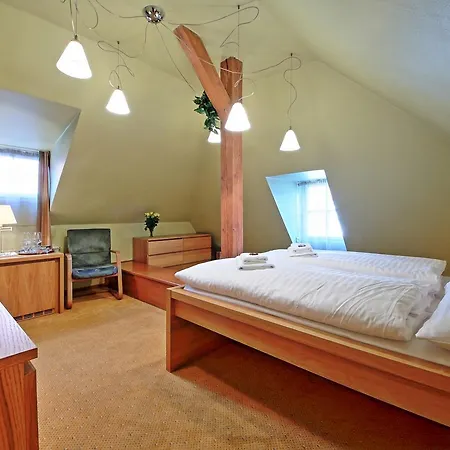 Tyn Courtyard Guestrooms Guest house