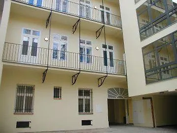 Hotel Koruna Prague