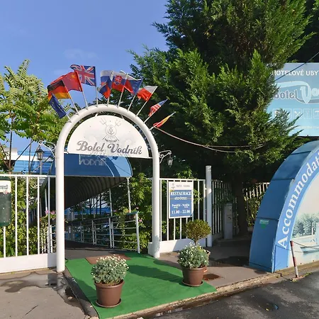 Vodnik Botel 3*