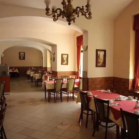 Hotel Dalimil 3*
