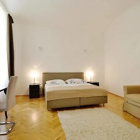 Apartament Hybernska