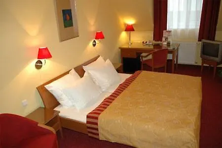 Otel Cloister