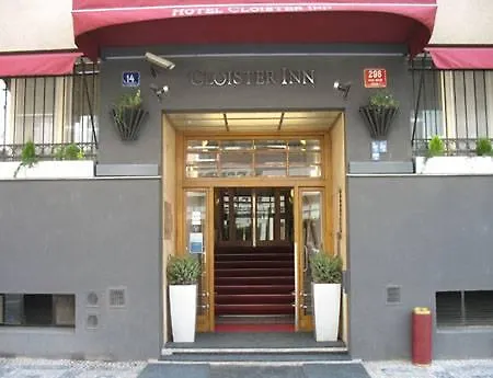 Otel Cloister 3*