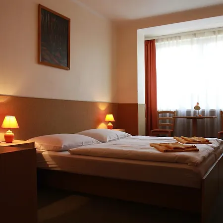 Fox 3* Prague