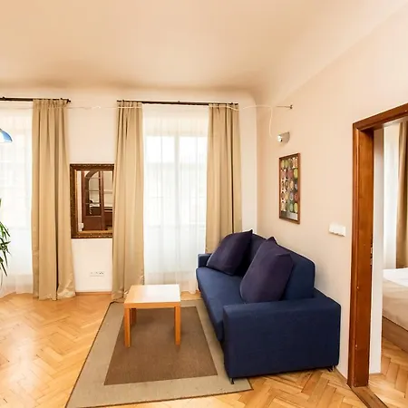 U Zlate Podkovy - At The Golden Horseshoe Apartamento