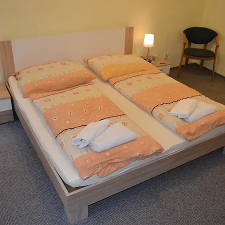 Hotel U Dvou Zlatých Klíčů