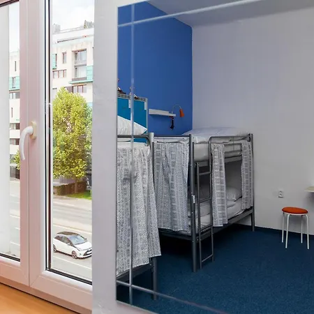 New In Hostal