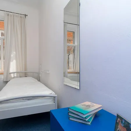 New In Hostal *