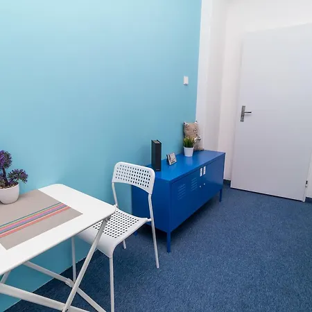 New In Hostal