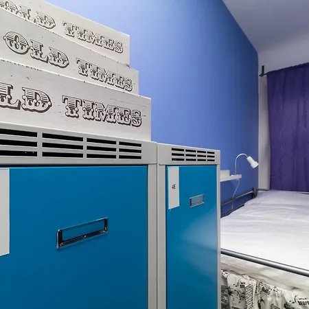 Hostal New In