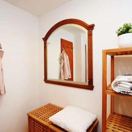 Holiday House Barrandov Vakantiehuis *