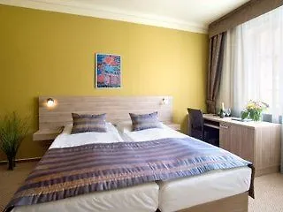 Hotel Meda Of Museum Kampa Prague