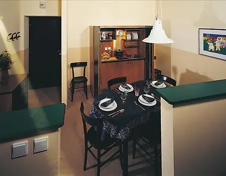 Mala Strana 4*