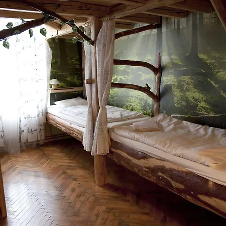 Artharmony & Hostal *