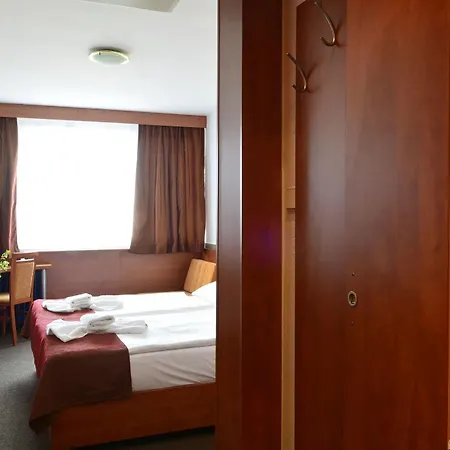 Olympik Tristar Hotel 3*