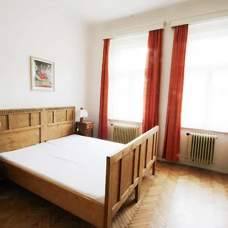 Vendégház Kralovsky Vinohrad 3*