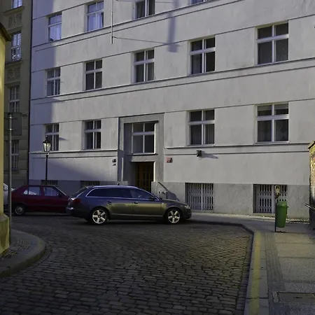 Apartament Old Town Basement *