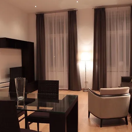 The Palace And 4* Praga