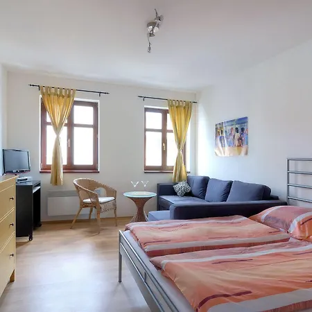 Apartment Family 6 *