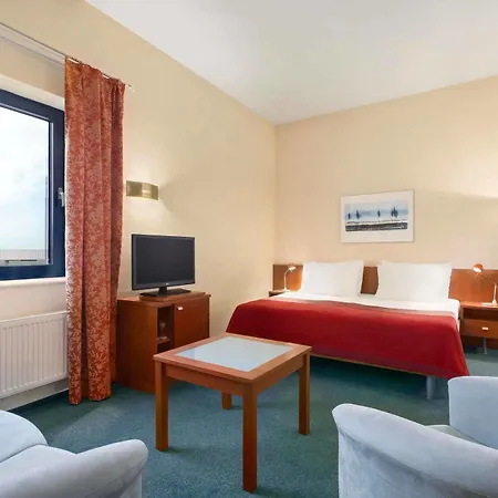 Hotell Ramada Airport