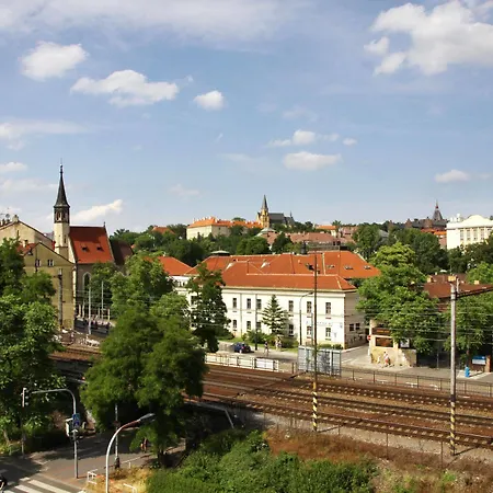 King Charles Boutique Отель 4*