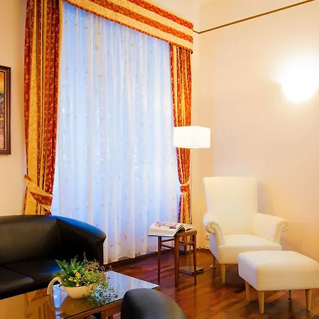 Otel Cloister Prag