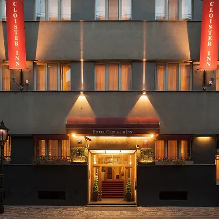 Cloister Otel 3*