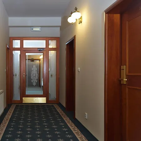 Amigo Centre 4* Prága