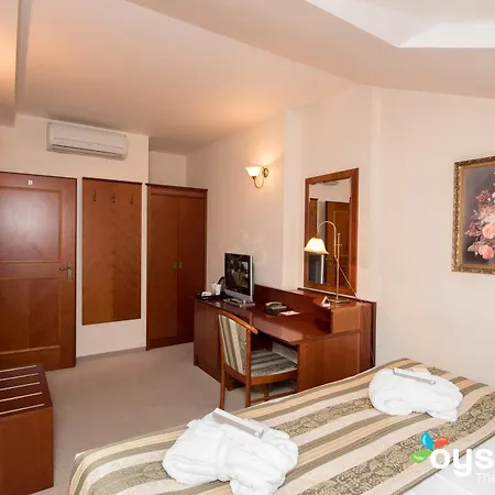 Amigo Centre Szálloda 4*