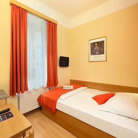 Hotel Tabor 3*