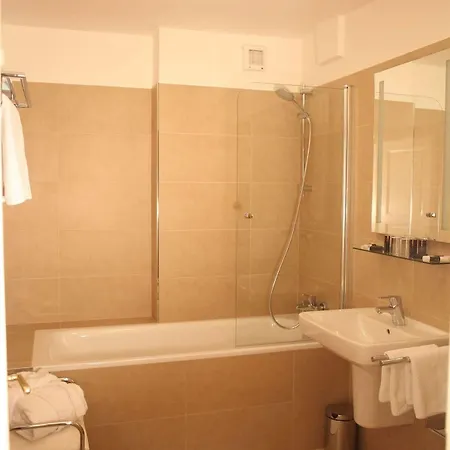Pod Vezi Hotel