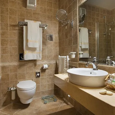 General Boutique & Wellness Hotel 5*