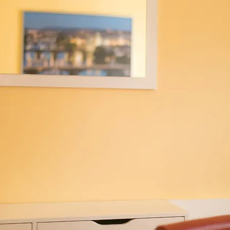 Lounge Crown Hotel 3*
