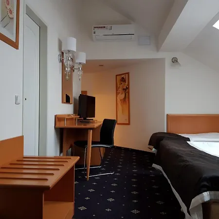 Machova Prague
