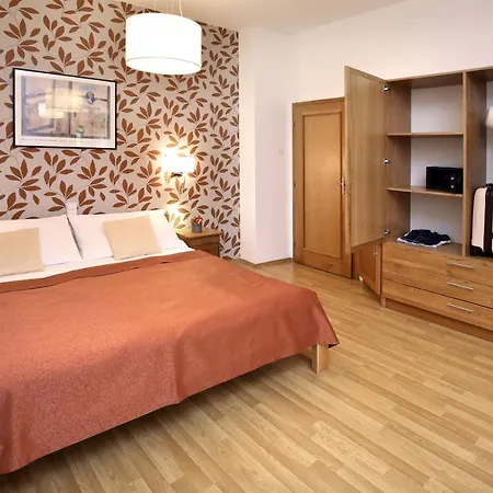 Andel 3*