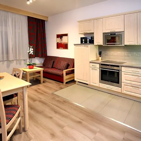 Andel Aparthotel 3*