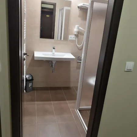 Sun-house Pension&restaurant -parkingfree- Hotel Praga
