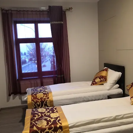 Sun-house Pension&restaurant -parkingfree- Hotel
