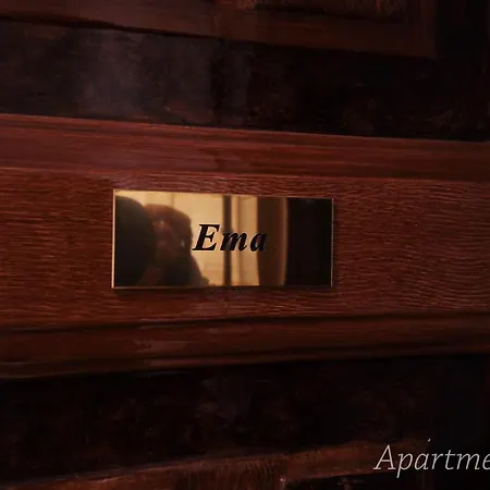 Women's Hall Of Fame Apartment