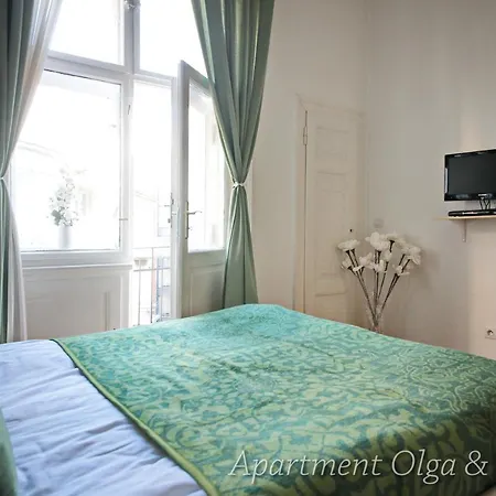 Apartment Women's Hall Of Fame *